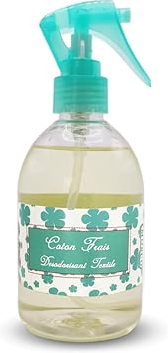 MOSCO PARIS | Spray Désodorisant pour Tissus | Parfum Coton Frais 250ml | Fraîcheur Longue Durée pour Linge de Maison | Spray à Vaporiser après Lavage | Parfum Intense avec Bouquet de Fleurs Généreux